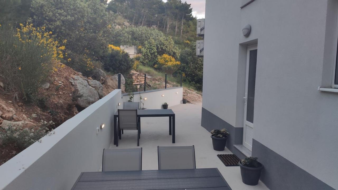 Luxury Apartment Pape Baska Voda Exterior photo