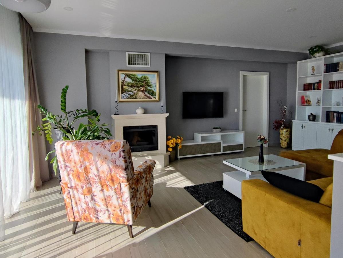 Luxury Apartment Pape Baska Voda Exterior photo